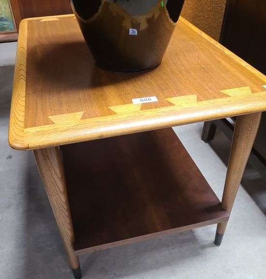 Lane MCM End Table Dixon's Auction at Crumpton
