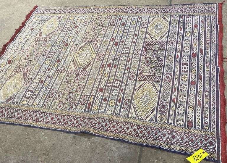 62"X81" Oriental Rug (Has Odor) Dixon's Auction at Crumpton