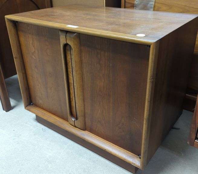MCM Walnut Nightstand Dixon's Auction at Crumpton