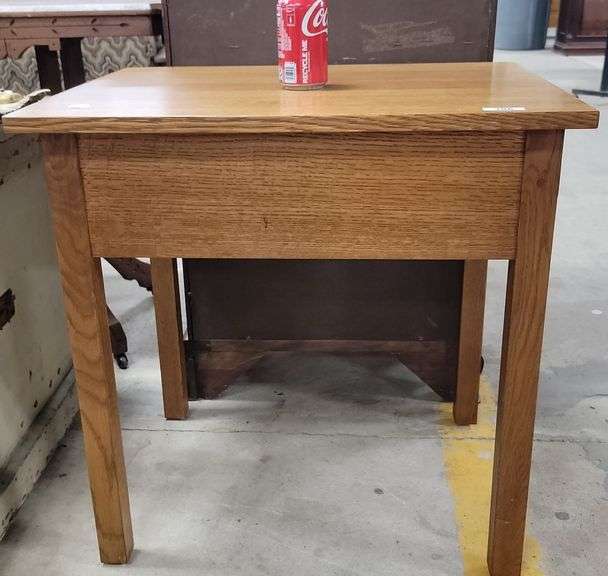 Stickley Mission Style Oak End Table Dixon's Auction at Crumpton