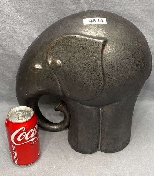 Modernist Art Pottery Elephant Sculpture Dixon's Auction at Crumpton