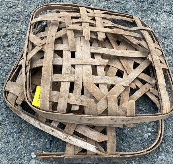 Lot Of Tobacco Baskets, As Is Dixon's Auction at Crumpton