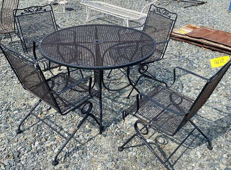 5Pcs Vintage Metal, Outdoor Patio Table And Chairs Dixon's Auction at