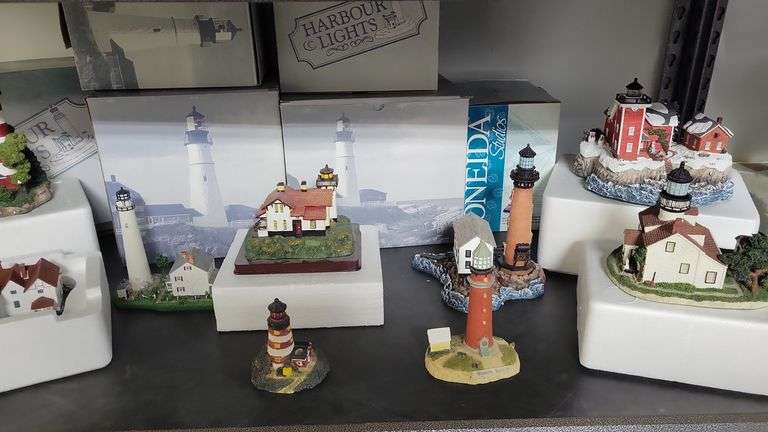 Collection Of Harbor Lights Lighthouses - Dixon's Auction at Crumpton