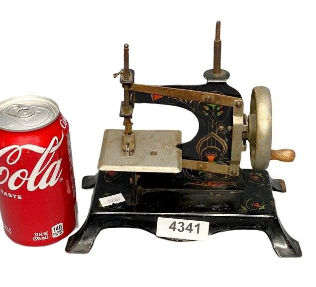 Antique German Child's Sewing Machine Dixon's Auction at Crumpton