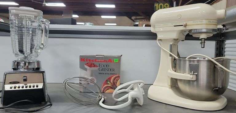 Vintage Kitchenaid Mixer, Osterizer Blender Etc - Dixon's Auction at ...
