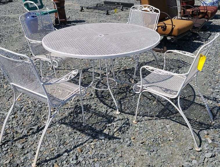 5Pc Wrought Iron Patio Set Dixon's Auction at Crumpton