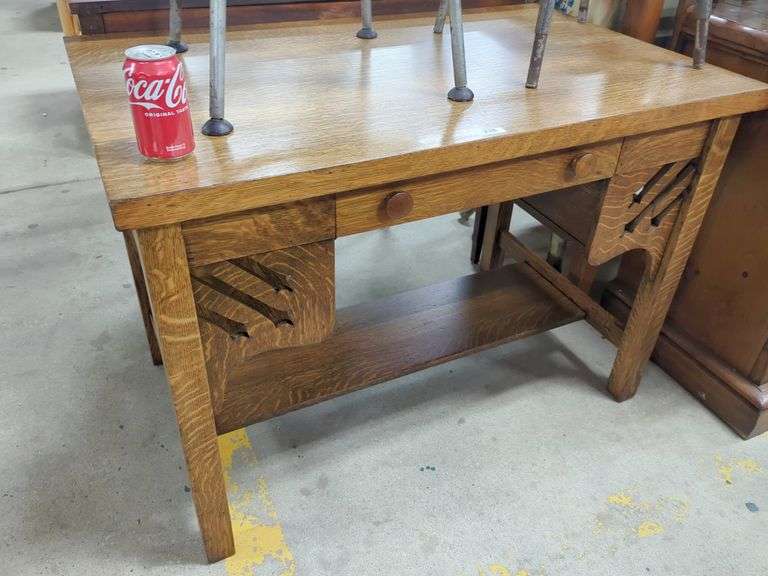 Antique Mission Oak Desk Dixon's Auction at Crumpton