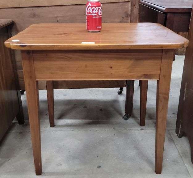 Ethan Allen Pine Farmhouse End Table Dixon's Auction at Crumpton