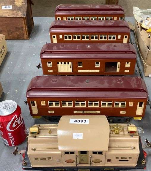 (4)Pcs Vintage Lionel Train Engine & Pullman Cars Dixon's Auction at