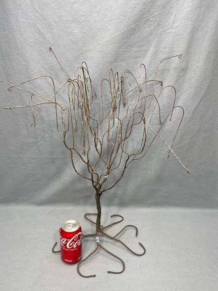 Vintage Wire Tree Rack - Dixon's Auction at Crumpton