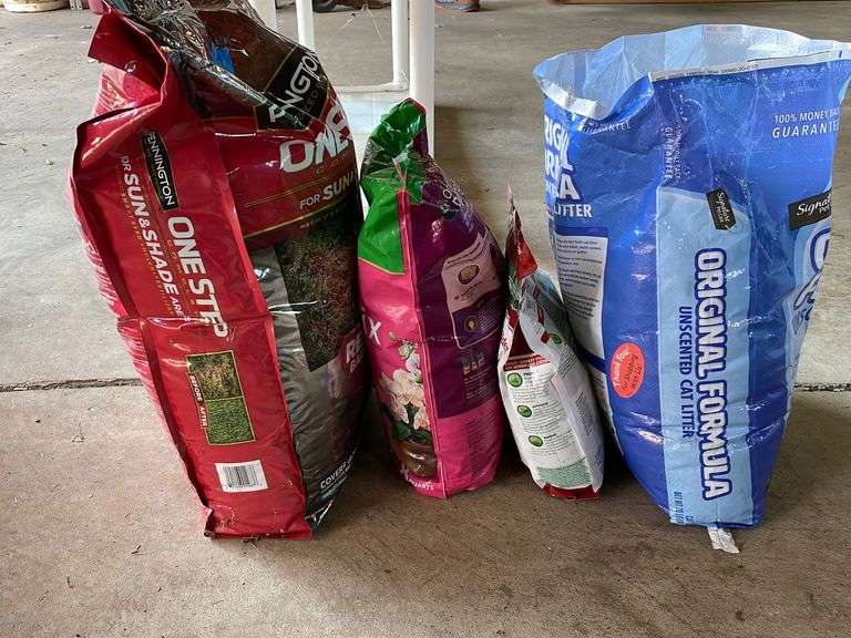 Cat Litter, Potting Mix & Fertilizer Delaware Auction Center