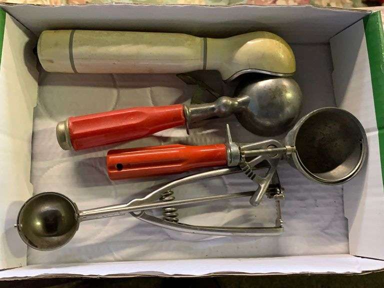 Vintage Ice Cream Scoops Delaware Auction Center