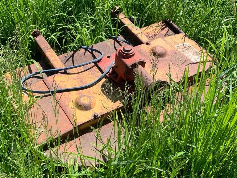 Gravely Commercial 10A Walk Behind Mower w/ Deck Delaware Auction Center