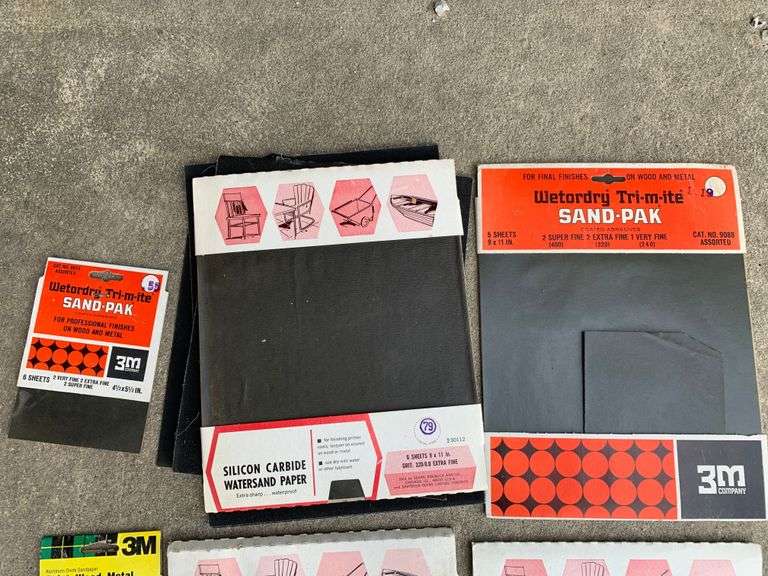 Assorted Sandpaper and Sanding Discs Delaware Auction Center