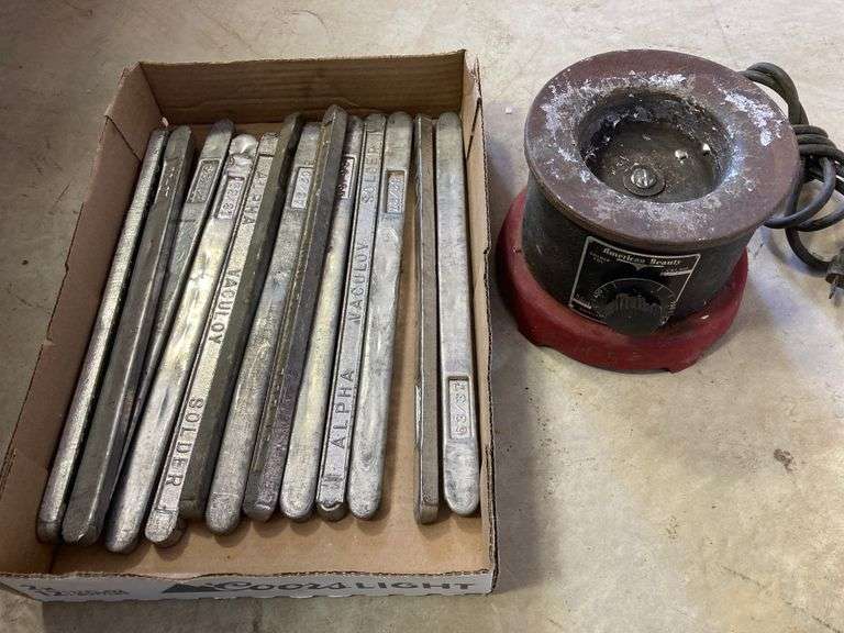 (13) Lead Bars and Melting Pot Delaware Auction Center