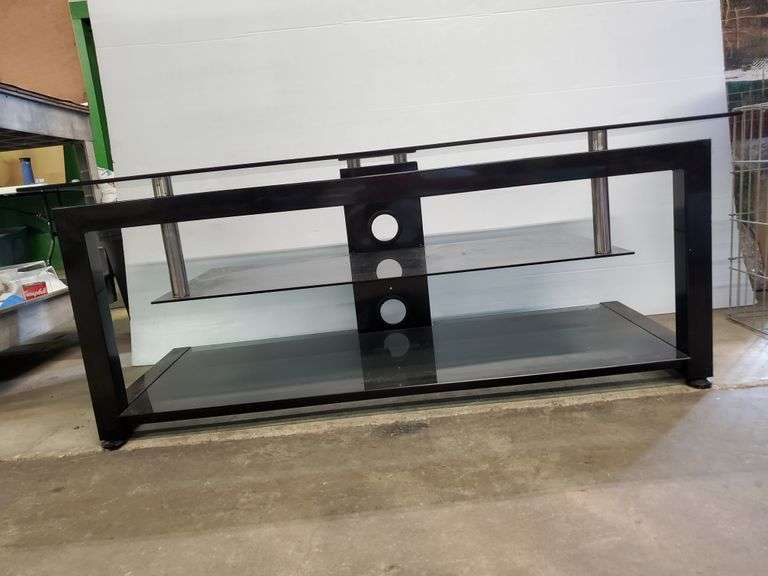 Modern Glass Top Entertainment Stand Delaware Auction Center