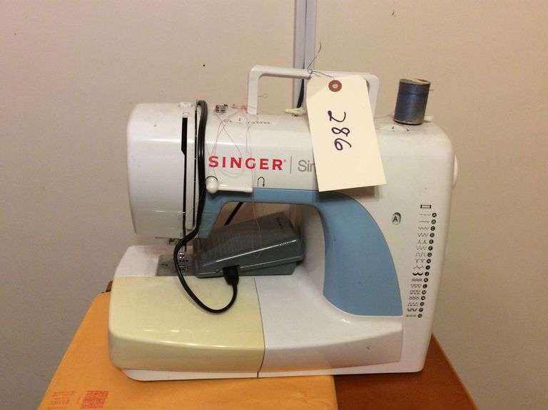 Singer Simple Sewing Machine Duck Soup Auctions