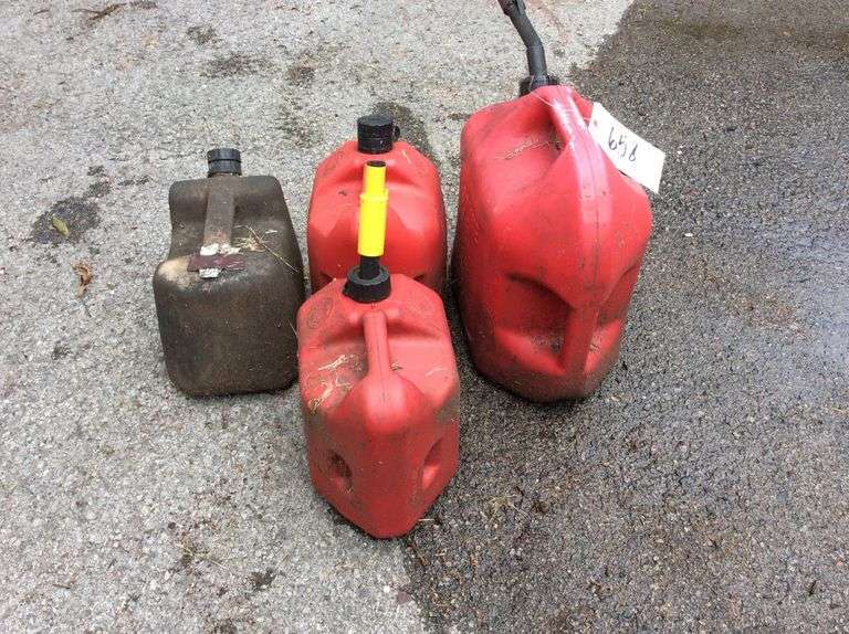 Gas Cans Duck Soup Auctions