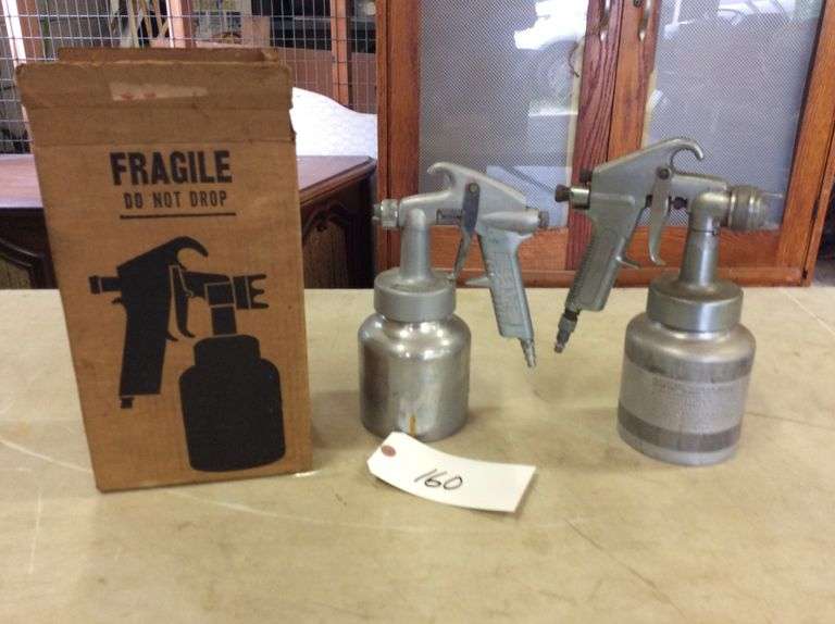 2 Paint Spray Cans Duck Soup Auctions