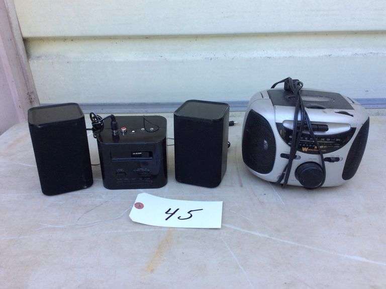 Ipod Buzz, Cassette Player Duck Soup Auctions