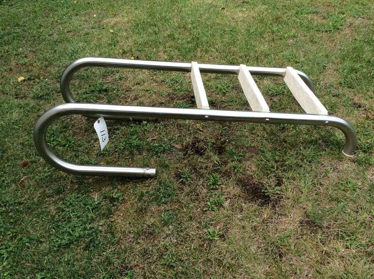 Kayak Stainless Pool Ladder Duck Soup Auctions