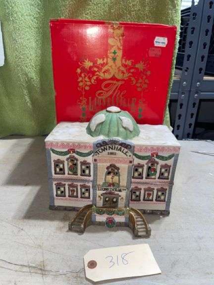 Lionelville town hall • Garage - Duck Soup Auctions