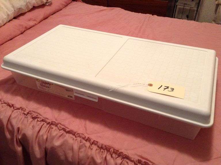 Under Bed Storage Tote with Hinged Lid Duck Soup Auctions