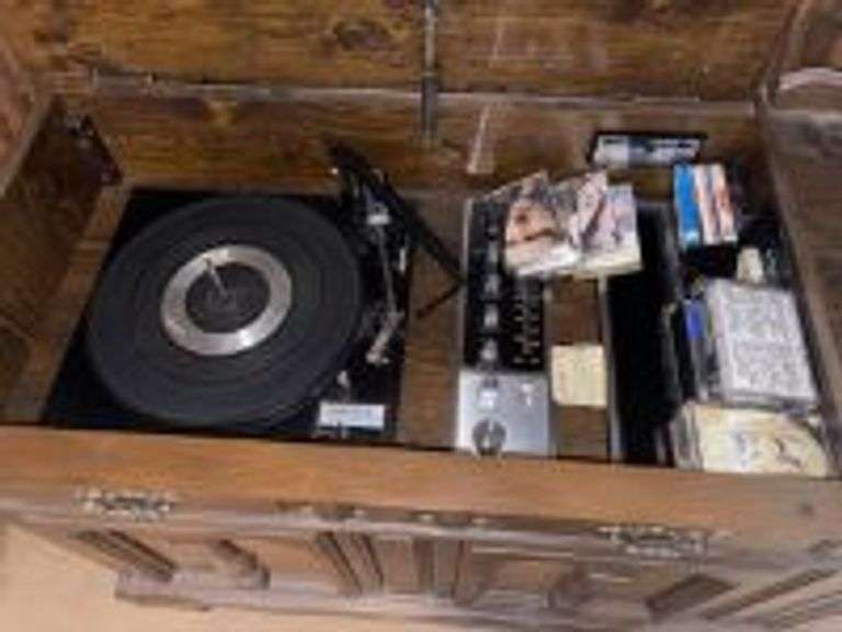 Zenith am fm 8track and record player console • Main • ( Click for More