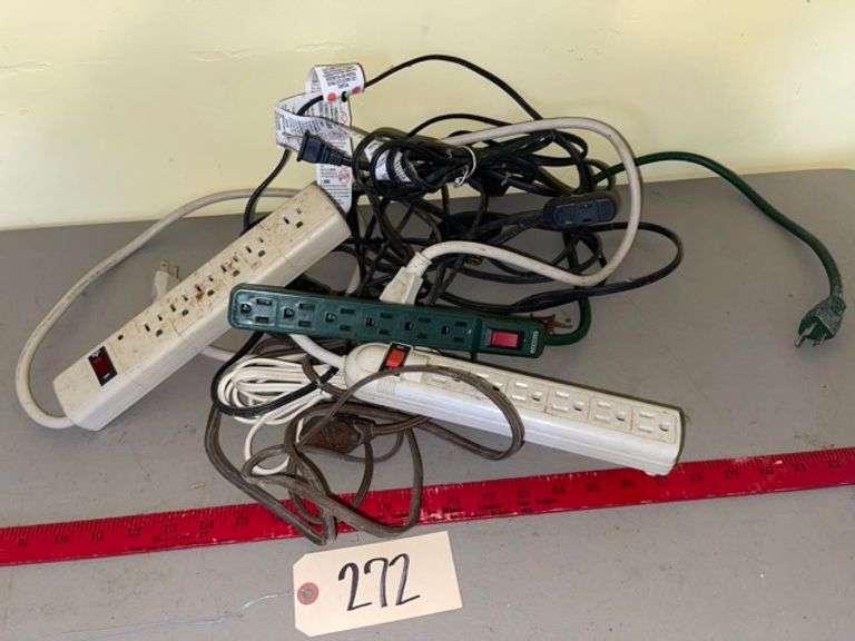 Extension cords and power strips • Kitchen Duck Soup Auctions
