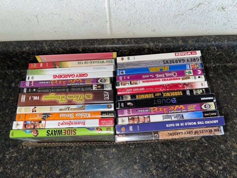 DVD lot • Warehouse Duck Soup Auctions