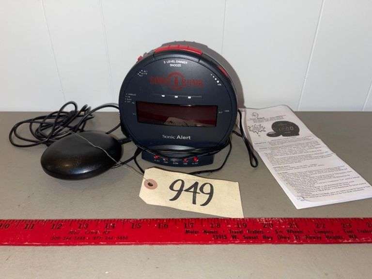 Sonic bomb alarm clock with bed shaker • Bedroom 2 Duck Soup Auctions