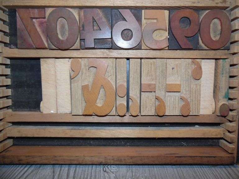 Printers Blocks & Drawer Dunker Auction