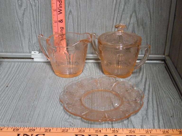 Pink Depression Glassware Dunker Auction