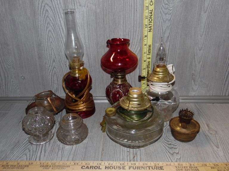 Assorted Kerosene Lamps & Parts Dunker Auction