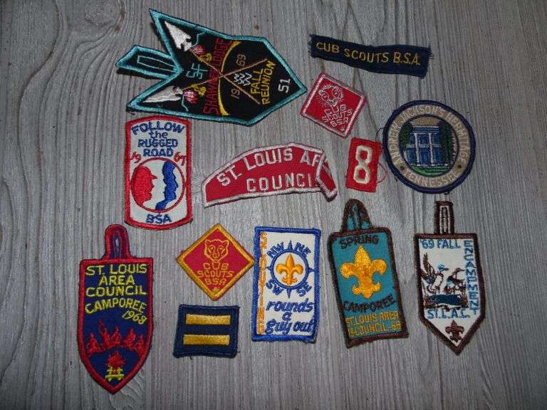 Cub Scout Patches & Tie Holders Dunker Auction