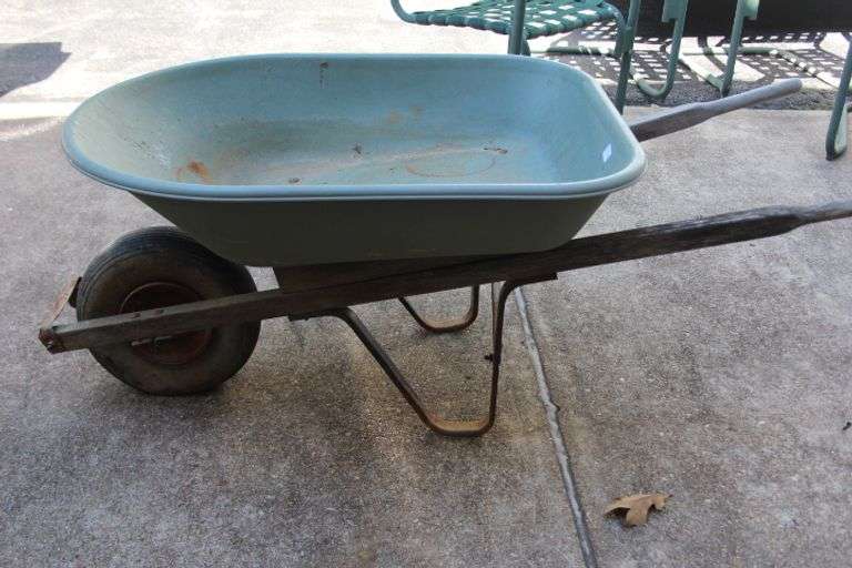 Wheel Barrel Dunker Auction