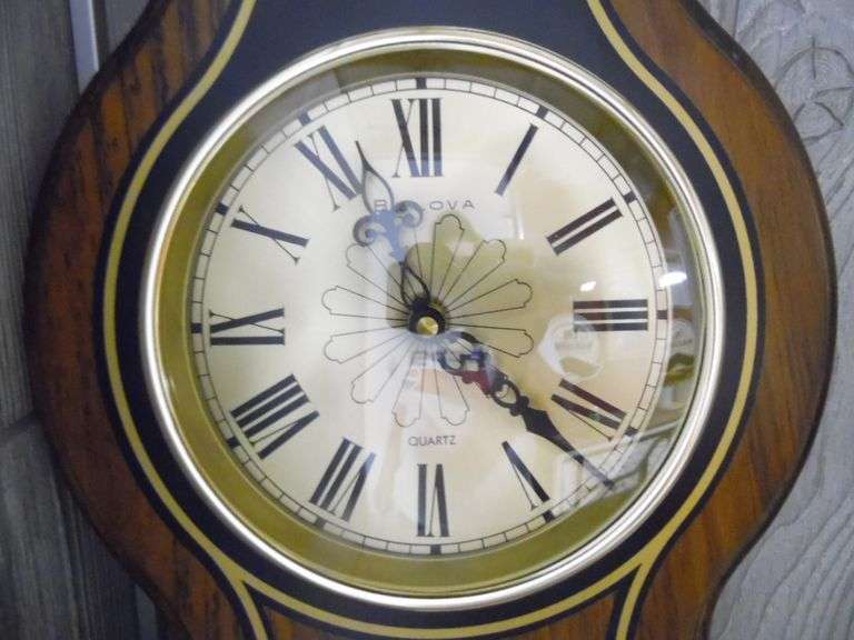 Bulova Quartz Clock Dunker Auction