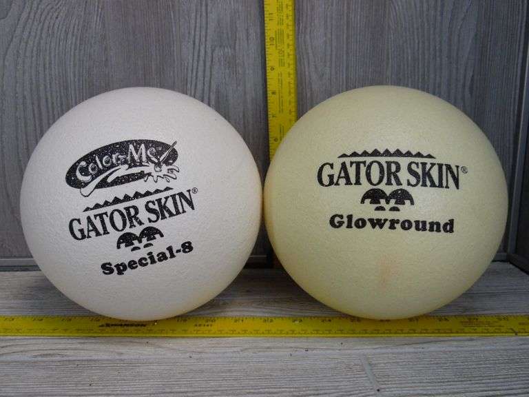 5 Gator Skin Balls Dunker Auction