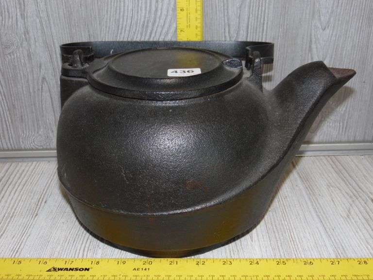 Cast Iron Kettle Dunker Auction