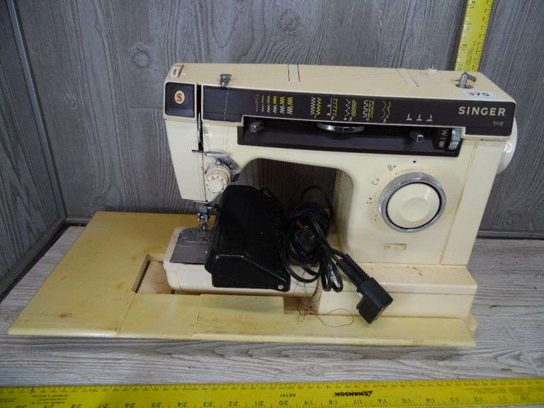 Singer 7110 Sewing Machine Dunker Auction