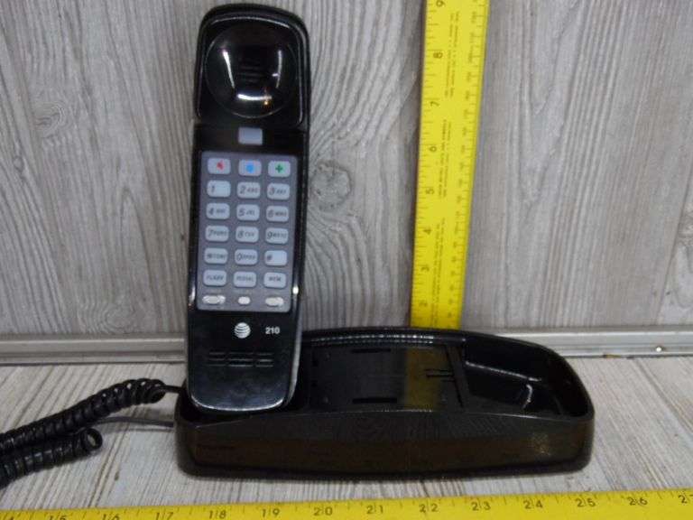 Vtch Phones & Answer Machine Dunker Auction