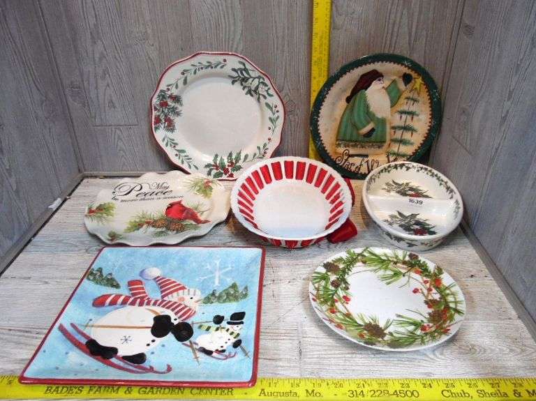 Christmas Serving Dishes Dunker Auction