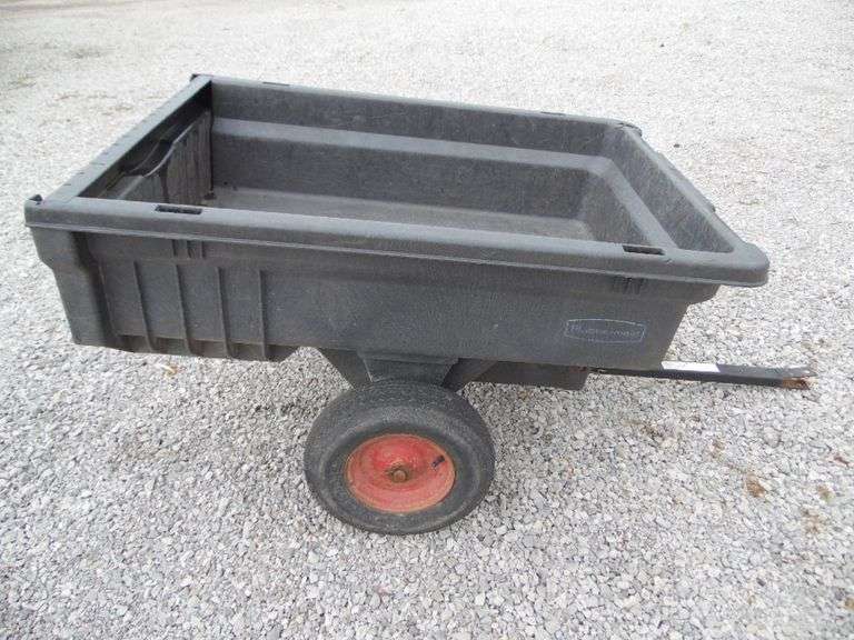 Rubbermaid Lawn Trailer Dunker Auction