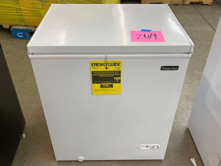 MAGIC CHEF 5.0cu ft WHITE CHEST FREEZER Earl's Auction Company
