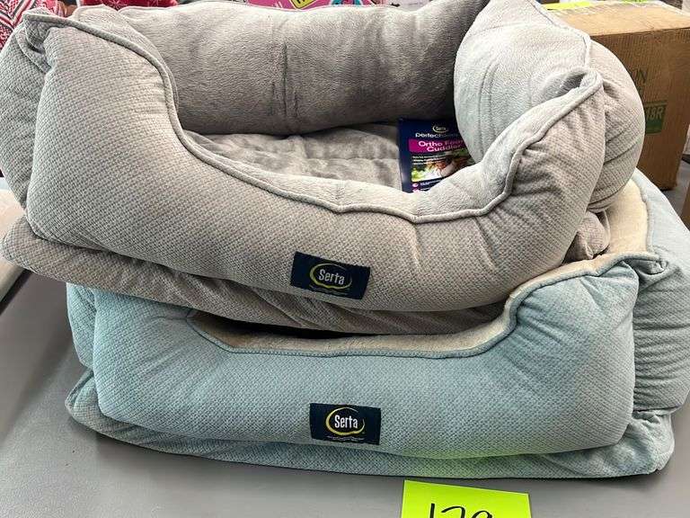 (2) SERTA DOG BEDS SZ LARGE Earl's Auction Company