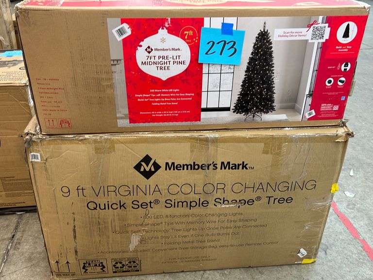 AS IS (2) CHRISTMAS TREES IN BOXES Earl's Auction Company