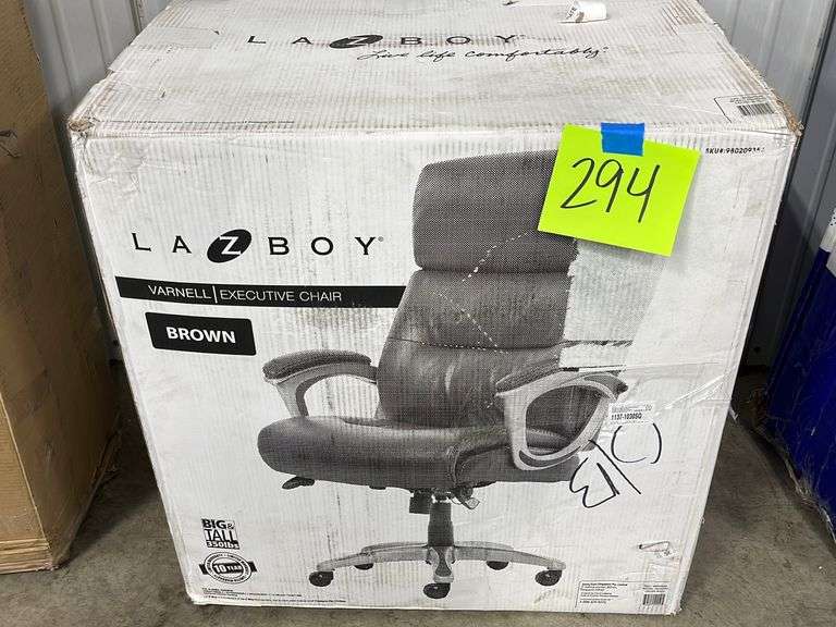 LAZBOY OFFICE CHAIR IN BOX Earl's Auction Company