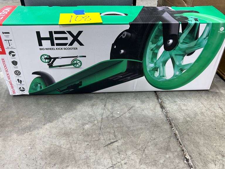 JETSON BIG WHEEL KICK SCOOTER IN BOX Earl's Auction Company