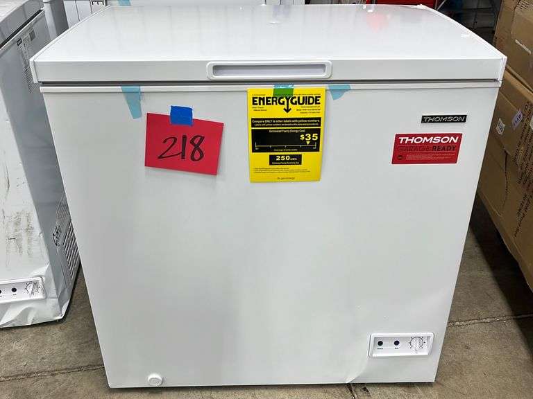 THOMSON 7.0CU FT WHITE CHEST FREEZER Earl's Auction Company